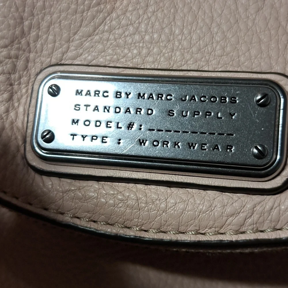 Marc Jacobs Q Natasha Bright Rosa Pink Leather Small Crossbody Bag - Picture 3 of 15